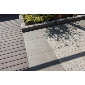 Ceramidrain Concrete Dark Grey 60x60x4 cm Ceramidrain Concrete Dark Grey 60x60x4 Cm -Buiten Tuin 123 1113