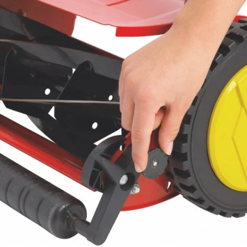 Wolf kooimesmaaier TT300S 30cm Wolf Kooimesmaaier TT300S 30cm -Buiten Tuin 123 3261