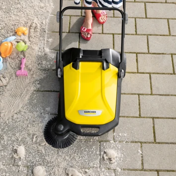 KÄRCHER VEEGMACHINE S4 Kärcher KÄRCHER VEEGMACHINE S4 -Buiten Tuin 123 3490