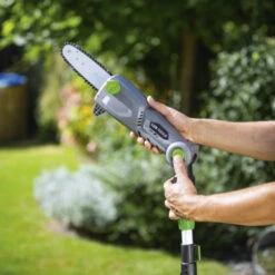 LUX 20V Telescopische Heggenschaar/kettingzaag (zonder Accu) 3 LUX 20V Telescopische Heggenschaar/kettingzaag (zonder Accu) -Buiten Tuin 123 3912