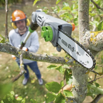 LUX 20V telescopische heggenschaar/kettingzaag (zonder accu) LUX 20V Telescopische Heggenschaar/kettingzaag (zonder Accu) -Buiten Tuin 123 3918