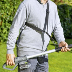 LUX 20V Telescopische Heggenschaar/kettingzaag (zonder Accu) 16 LUX 20V Telescopische Heggenschaar/kettingzaag (zonder Accu) -Buiten Tuin 123 3925