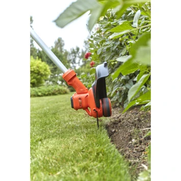 BLACK+DECKER 36V trimmer BCSTA536L1 incl. 2,5Ah accu + lader Black & Decker BLACK+DECKER 36V Trimmer BCSTA536L1 Incl. 2,5Ah Accu + Lader -Buiten Tuin 123 3951