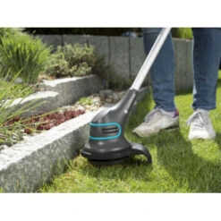 Gardena 14,4V Trimmer SmallCut Li-23R 22cm Incl. 2,0Ah Accu + Lader 5 Gardena 14,4V Trimmer SmallCut Li-23R 22cm Incl. 2,0Ah Accu + Lader -Buiten Tuin 123 3980