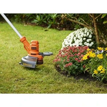 BLACK+DECKER elektrische trimmer BESTA530-QS - 550W 30cm Black & Decker BLACK+DECKER Elektrische Trimmer BESTA530-QS - 550W 30cm -Buiten Tuin 123 4032