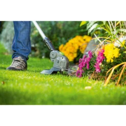 LUX 20V Trimmer 26cm Incl. 2,0Ah Accu + Lader 6 LUX 20V Trimmer 26cm Incl. 2,0Ah Accu + Lader -Buiten Tuin 123 4110