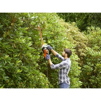 BLACK+DECKER elektrische heggenschaar BEHTS400 Black & Decker BLACK+DECKER Elektrische Heggenschaar BEHTS400 -Buiten Tuin 123 4165