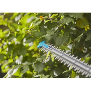 Gardena 18V heggenschaar EasyCut (P4A) Incl. 2.0Ah accu + lader Gardena 18V Heggenschaar EasyCut (P4A) Incl. 2.0Ah Accu + Lader -Buiten Tuin 123 4202