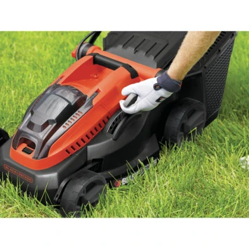 BLACK+DECKER 36V grasmaaier CLM3825L2 38 cm incl. accu + lader Black & Decker BLACK+DECKER 36V Grasmaaier CLM3825L2 38 Cm Incl. Accu + Lader -Buiten Tuin 123 4293