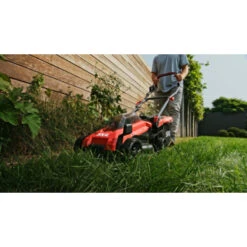SKIL 20V Grasmaaier 0130BA Brushless 34cm + 2 Accu's 2,0Ah + Snellader 4 SKIL 20V Grasmaaier 0130BA Brushless 34cm + 2 Accu's 2,0Ah + Snellader -Buiten Tuin 123 4345