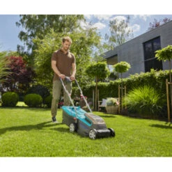 Gardena 2x18V Grasmaaier 32cm Powermax 32/36V (Incl 2 Accu's 2.5Ah + Oplader) 6 Gardena 2x18V Grasmaaier 32cm Powermax 32/36V (Incl 2 Accu's 2.5Ah + Oplader) -Buiten Tuin 123 4373