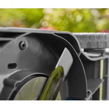 Gardena 2x18V grasmaaier 32cm Powermax 32/36V (Incl 2 accu's 2.5Ah + oplader) Gardena 2x18V Grasmaaier 32cm Powermax 32/36V (Incl 2 Accu's 2.5Ah + Oplader) -Buiten Tuin 123 4375