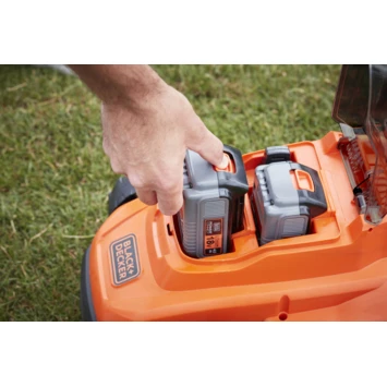 BLACK+DECKER 2x18V grasmaaier BCMW33184L2-QW 33 cm incl. twee 4,0 Ah accu's Black & Decker BLACK+DECKER 2x18V Grasmaaier BCMW33184L2-QW 33 Cm Incl. Twee 4,0 Ah Accu's -Buiten Tuin 123 4431