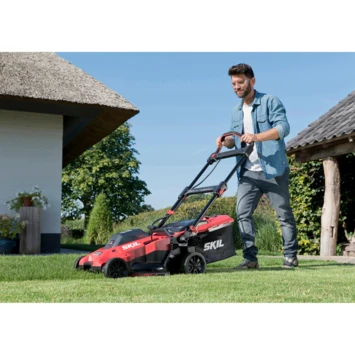 SKIL 20V grasmaaier 0140BA brushless 43cm + 2 accu's 4,0Ah + snellader SKIL 20V Grasmaaier 0140BA Brushless 43cm + 2 Accu's 4,0Ah + Snellader -Buiten Tuin 123 4470