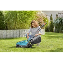 Gardena 18V Grasmaaier Powermax P4A 32cm (P4A) Incl. 4.0Ah Accu + Lader 4 Gardena 18V Grasmaaier Powermax P4A 32cm (P4A) Incl. 4.0Ah Accu + Lader -Buiten Tuin 123 4487