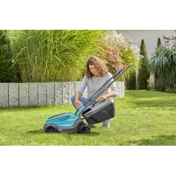Gardena 18V grasmaaier Powermax P4A 32cm (P4A) incl. 4.0Ah accu + lader Gardena 18V Grasmaaier Powermax P4A 32cm (P4A) Incl. 4.0Ah Accu + Lader -Buiten Tuin 123 4487