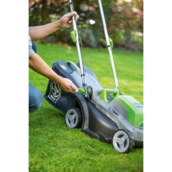 LUX 20V Accu Grasmaaier 33cm Incl. 2 Accu's 4,0Ah + Lader 8 LUX 20V Accu Grasmaaier 33cm Incl. 2 Accu's 4,0Ah + Lader -Buiten Tuin 123 4495