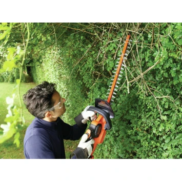 BLACK+DECKER 18V heggenschaar GTC18504PC incl. 4.0 Ah accu Black & Decker BLACK+DECKER 18V Heggenschaar GTC18504PC Incl. 4.0 Ah Accu -Buiten Tuin 123 4636