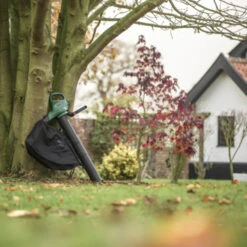 Bosch Bladblazer Universal Garden Tidy 3-in-1 11 Bosch Bladblazer Universal Garden Tidy 3-in-1 -Buiten Tuin 123 4741