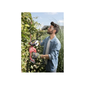 SKIL 20V heggenschaar 0428AA 45cm incl. 2,0Ah accu + snellader SKIL 20V Heggenschaar 0428AA 45cm Incl. 2,0Ah Accu + Snellader -Buiten Tuin 123 4797