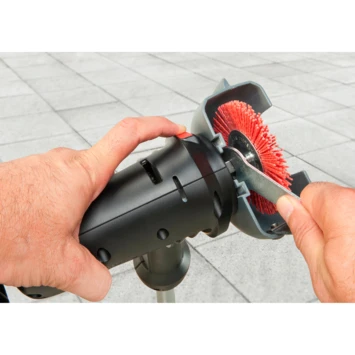 SKIL Nylon borstels (2610Z02973) voor de SKIL 20V onkruidverwijderaar Weedbuster 0660AA SKIL Nylon Borstels (2610Z02973) Voor De SKIL 20V Onkruidverwijderaar Weedbuster 0660AA -Buiten Tuin 123 4830